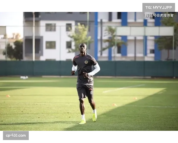 土超外援家属适应生活，俱乐部提供多方面支持服务